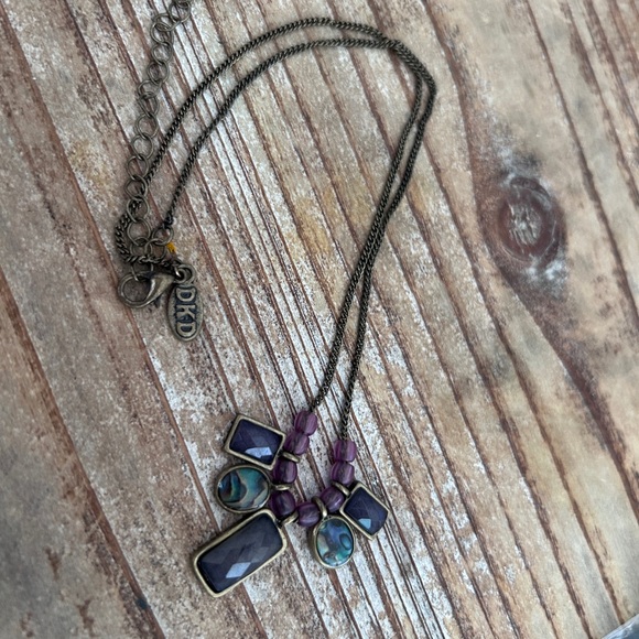 Diane Katzman purple passion necklace and earring set - Picture 2 of 3